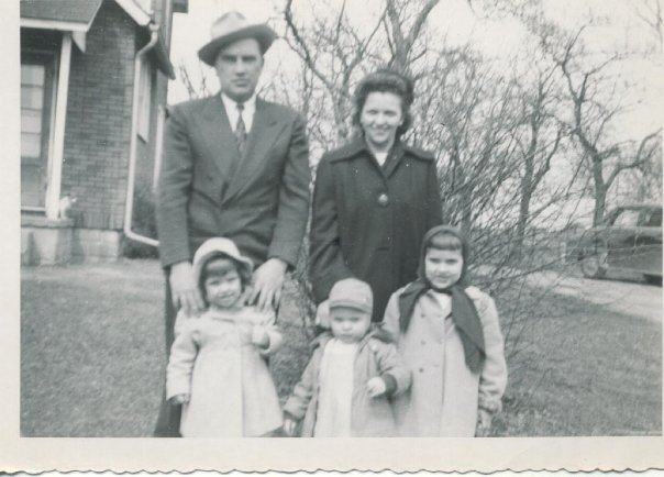 1919234_1253775871190_627736_n